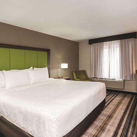 La Quinta By Wyndham Brooklyn Central New York Bagian luar foto