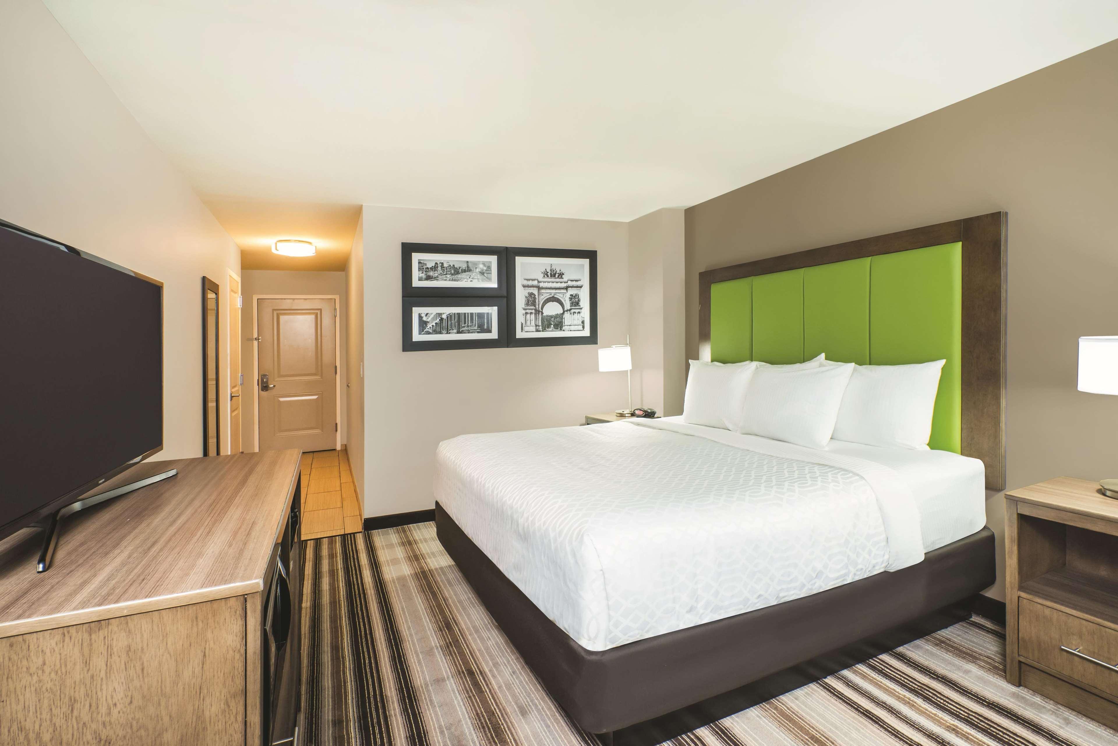 La Quinta By Wyndham Brooklyn Central New York Bagian luar foto