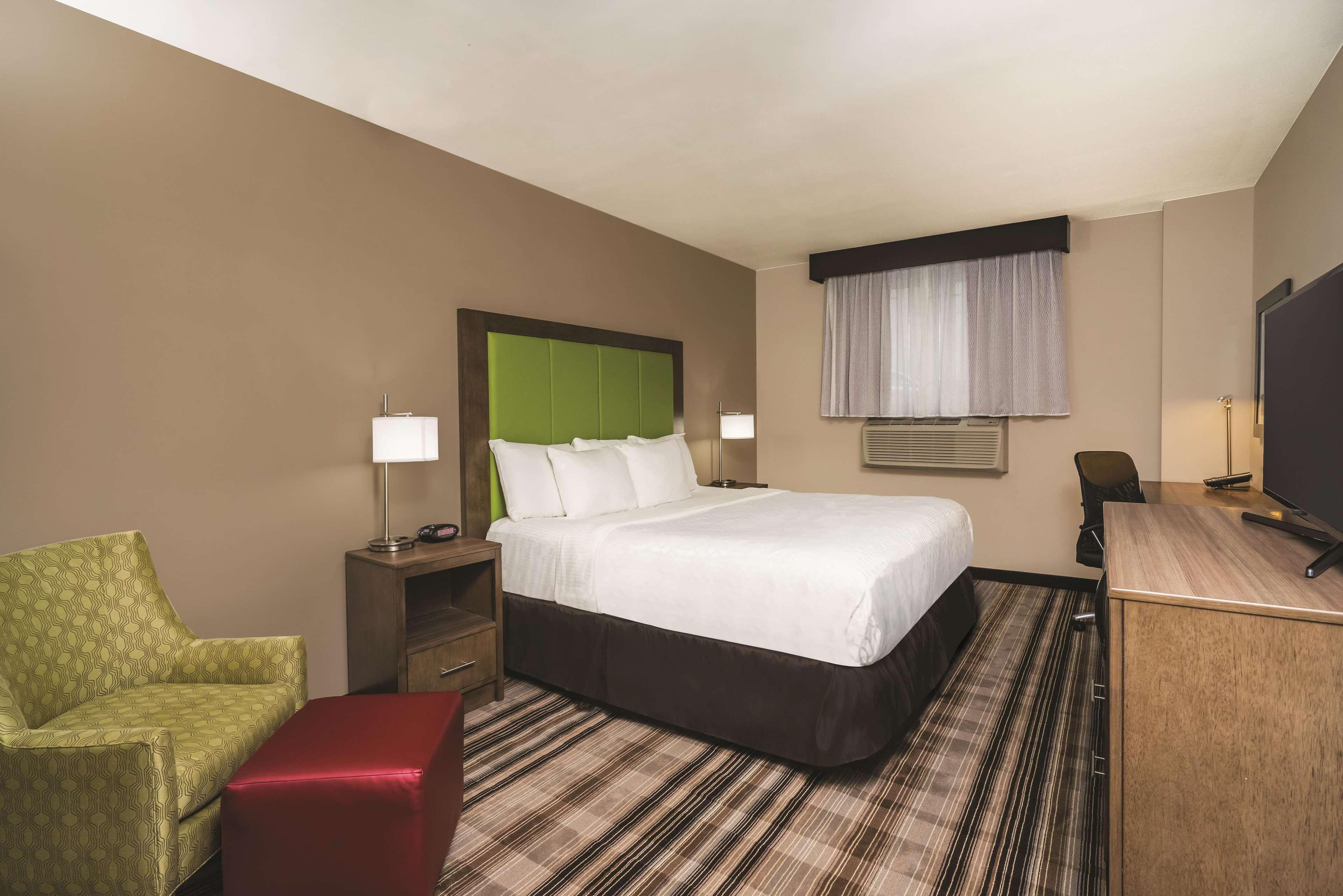 La Quinta By Wyndham Brooklyn Central New York Bagian luar foto