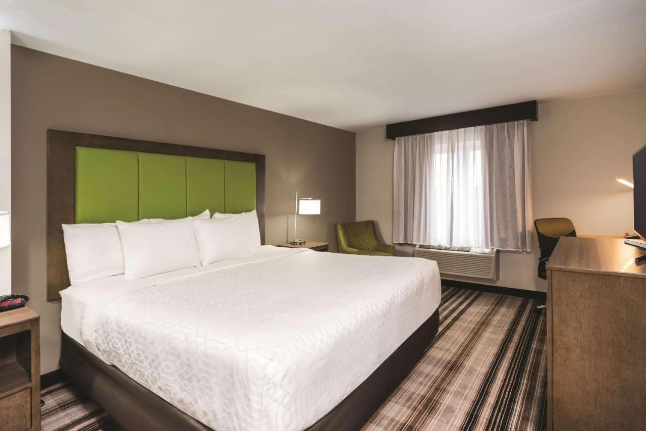 La Quinta By Wyndham Brooklyn Central New York Bagian luar foto